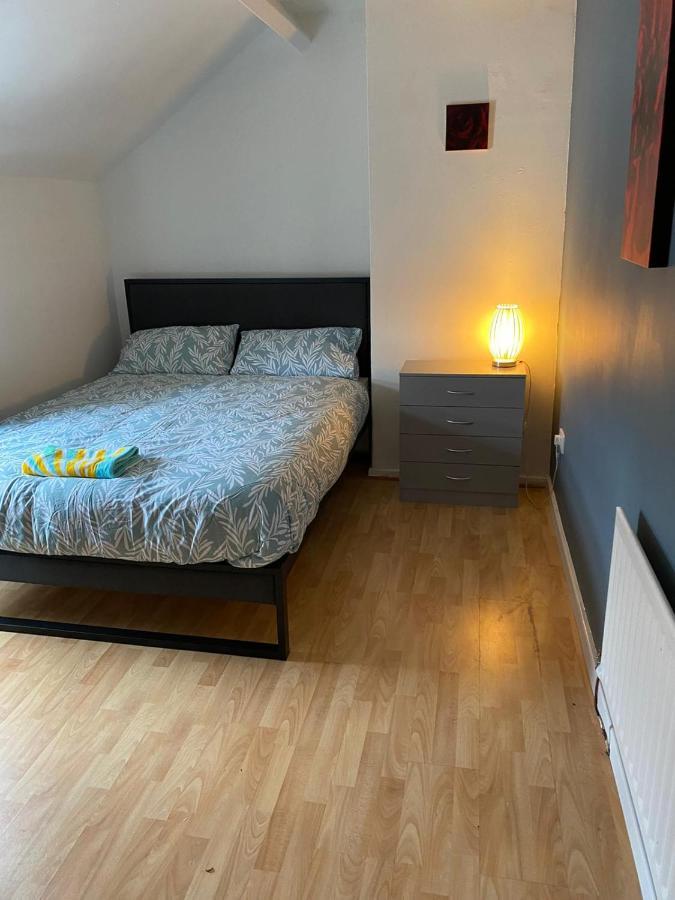 The Superhost - 4 Bedroom House Sunderland  Luaran gambar