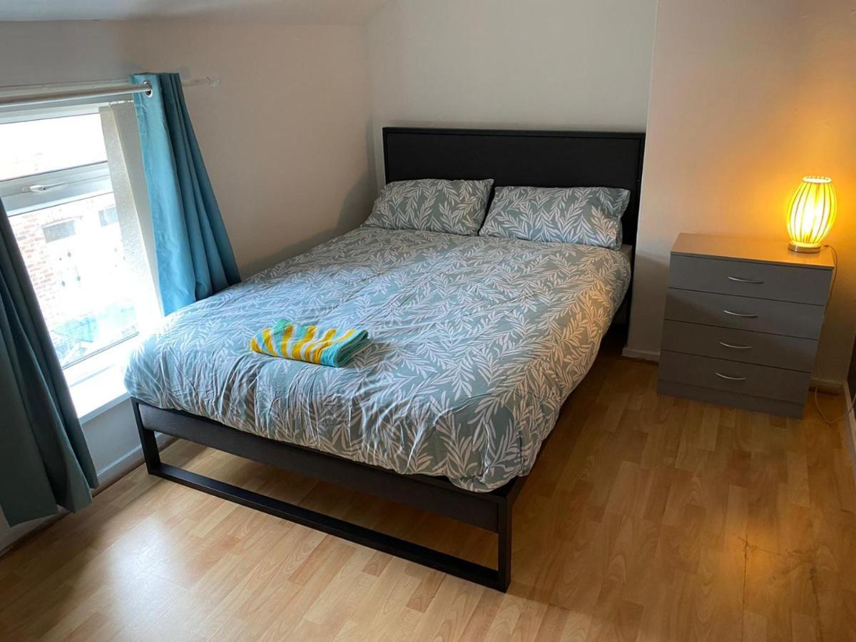 The Superhost - 4 Bedroom House Sunderland  Luaran gambar
