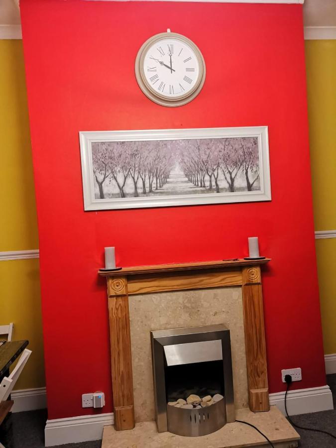 The Superhost - 4 Bedroom House Sunderland  Luaran gambar