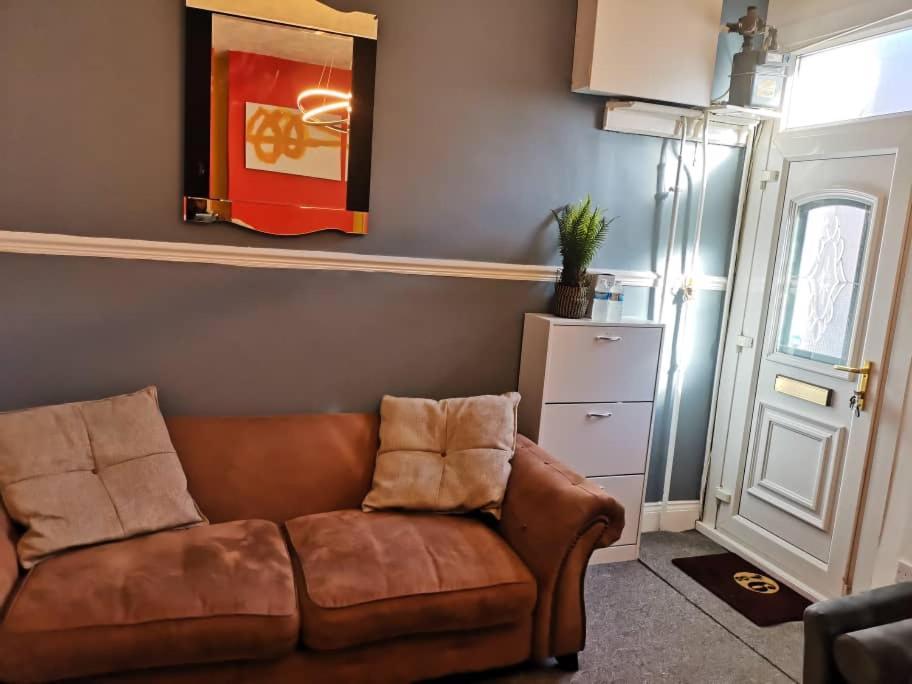 The Superhost - 4 Bedroom House Sunderland  Luaran gambar