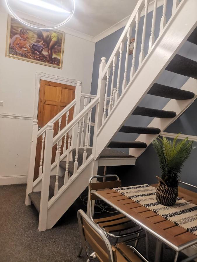 The Superhost - 4 Bedroom House Sunderland  Luaran gambar